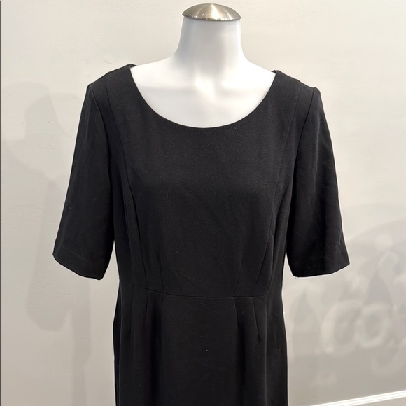 GAP 10 Chic Black Basic Pullover Dress - Picture 2 of 6
